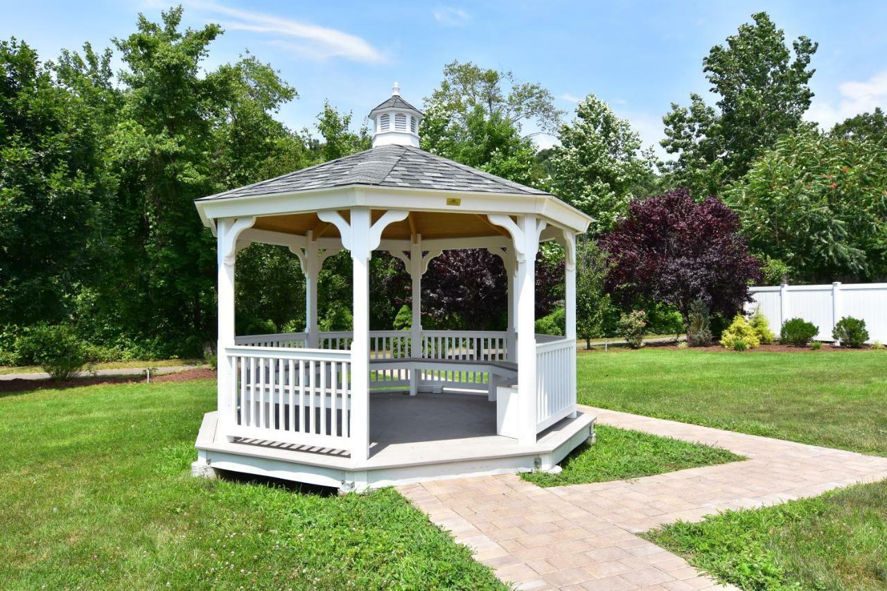 Ardsley Acres Hotel Court Buitenkant foto